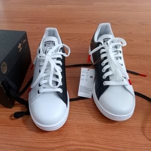 Adidas Brand New Sneakers Size 9US